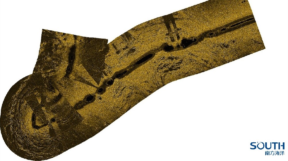 珠江航道某水域地貌及礙航物調(diào)查